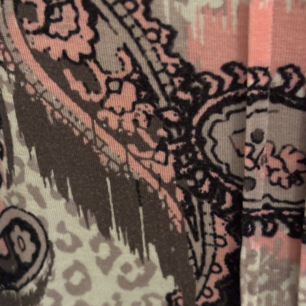 Ellen Tracy Pink and Black Paisley Nightgown with Polka Dot Hem, Size S - Picture 6 of 6
